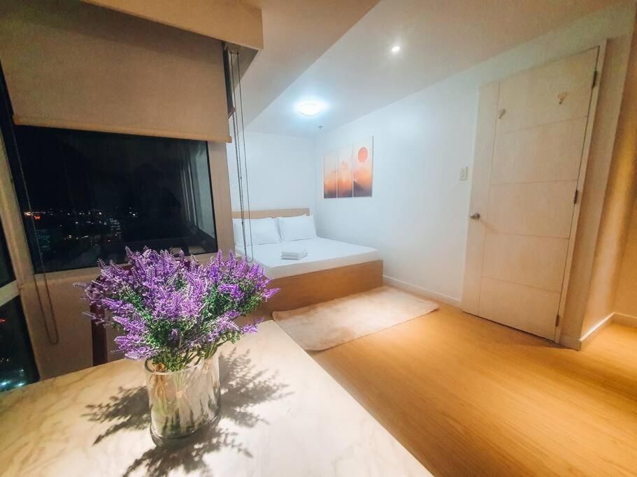 Bgc Taguig Cozy 2 Bedroom Loft, With Stunning Bgc Skyline View! مانيلا المظهر الخارجي الصورة